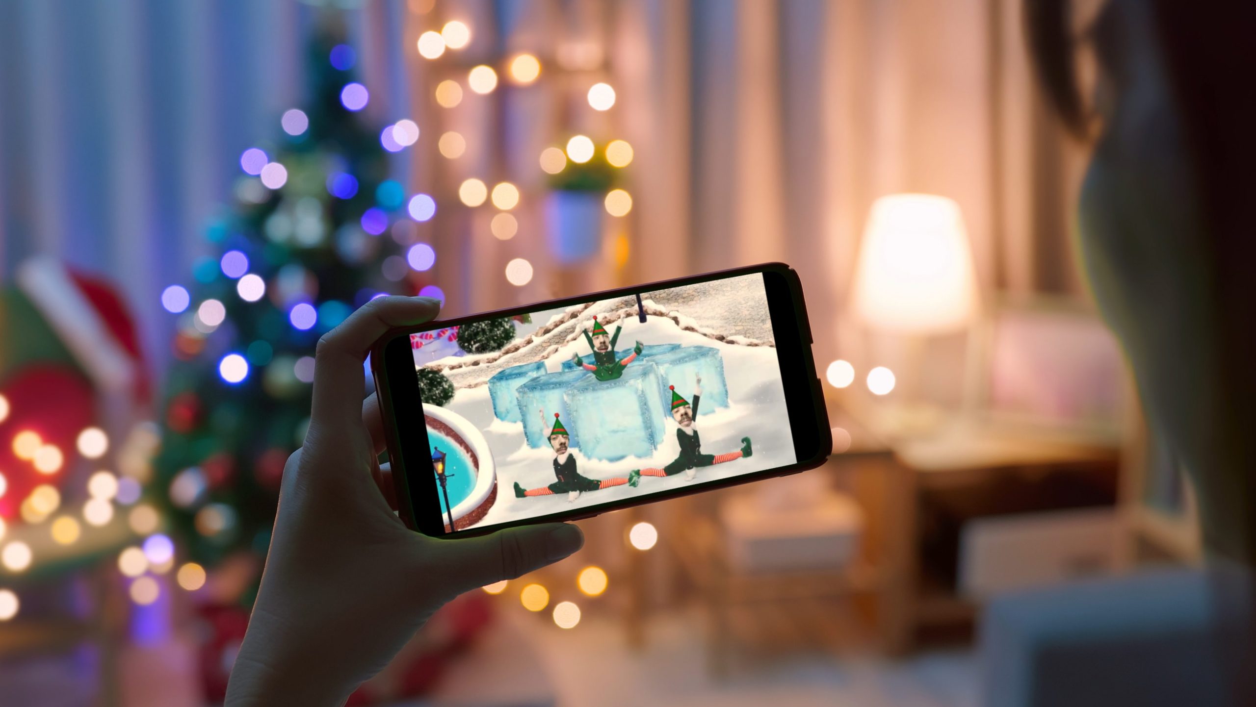 Top-10-apps-to-create-Christmas-video-gifs